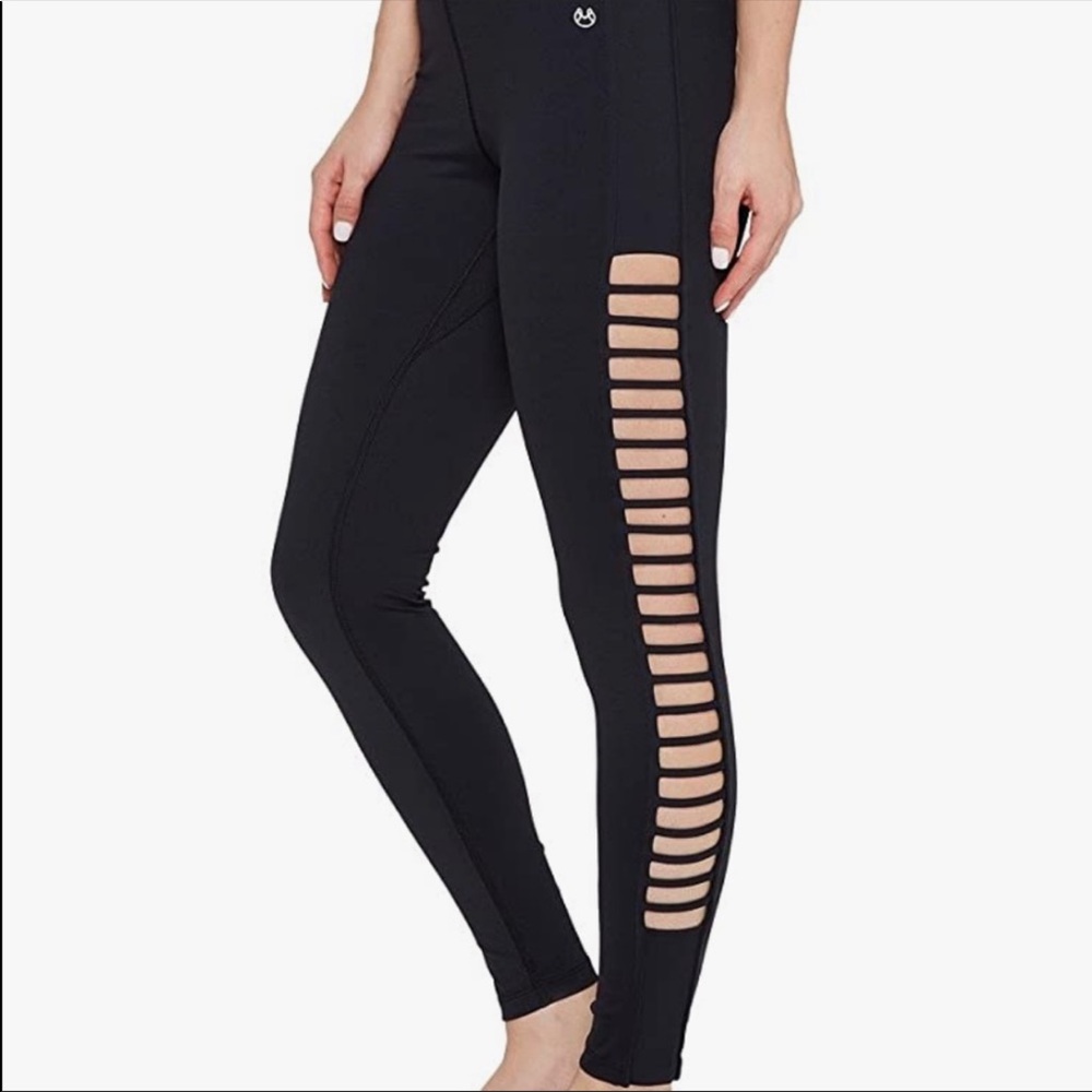 Maaji - Super Sexy Open Slit Leggings!!!